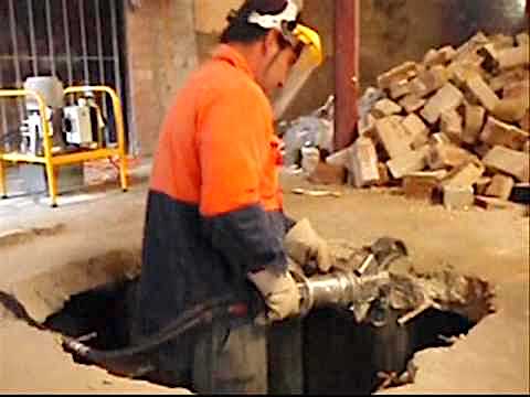 Concrete Cutting - Hydraulic Splitting